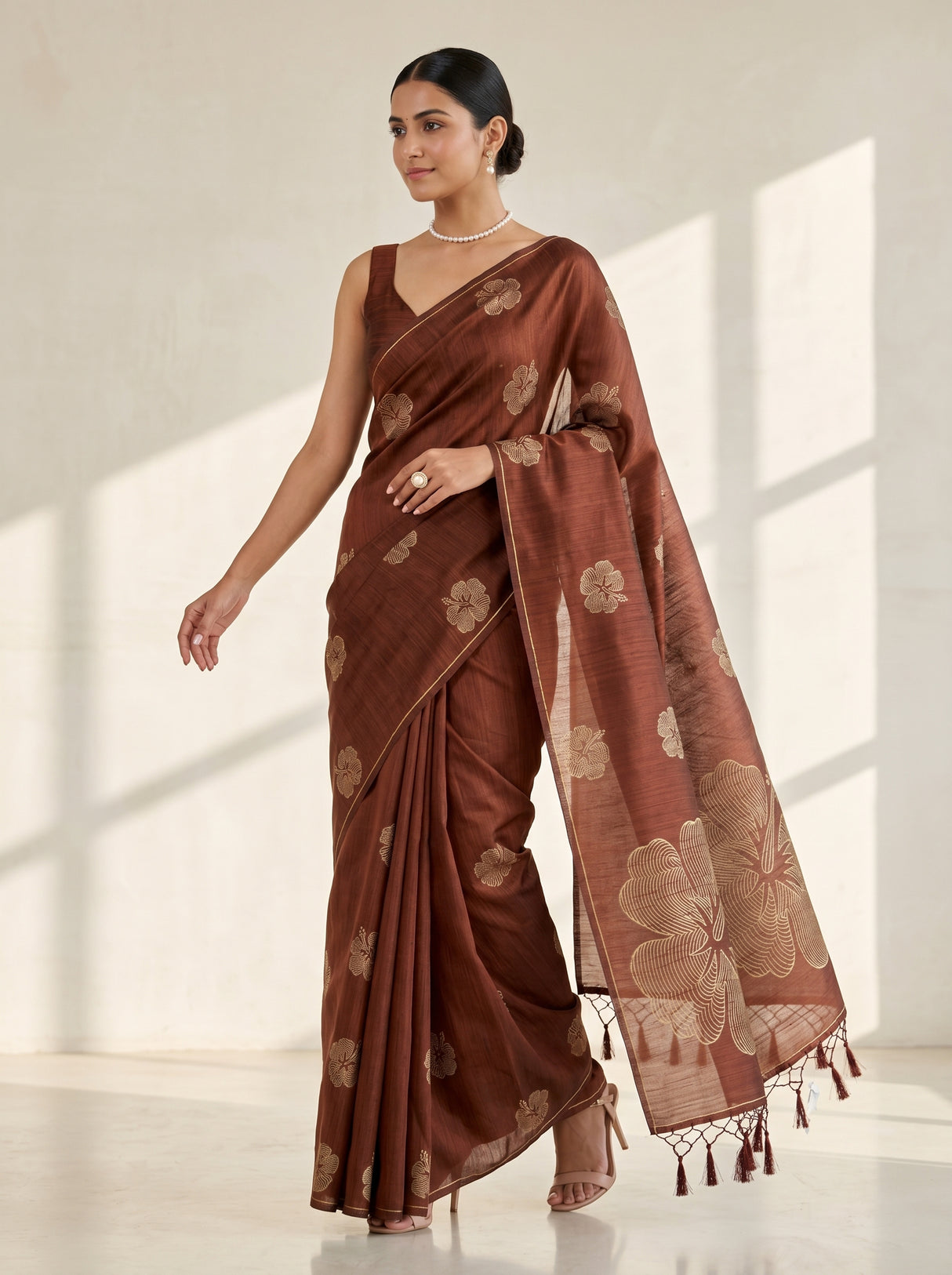 MIMOSA Saree Saree — pose 9 styling detail