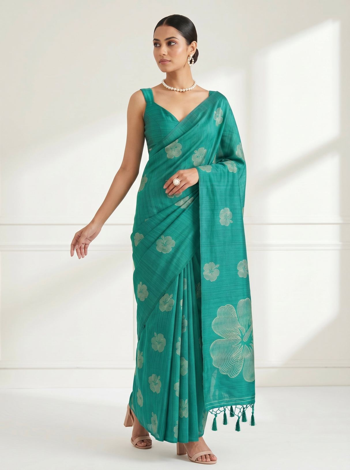 MIMOSA Saree Saree — pose 9 styling detail