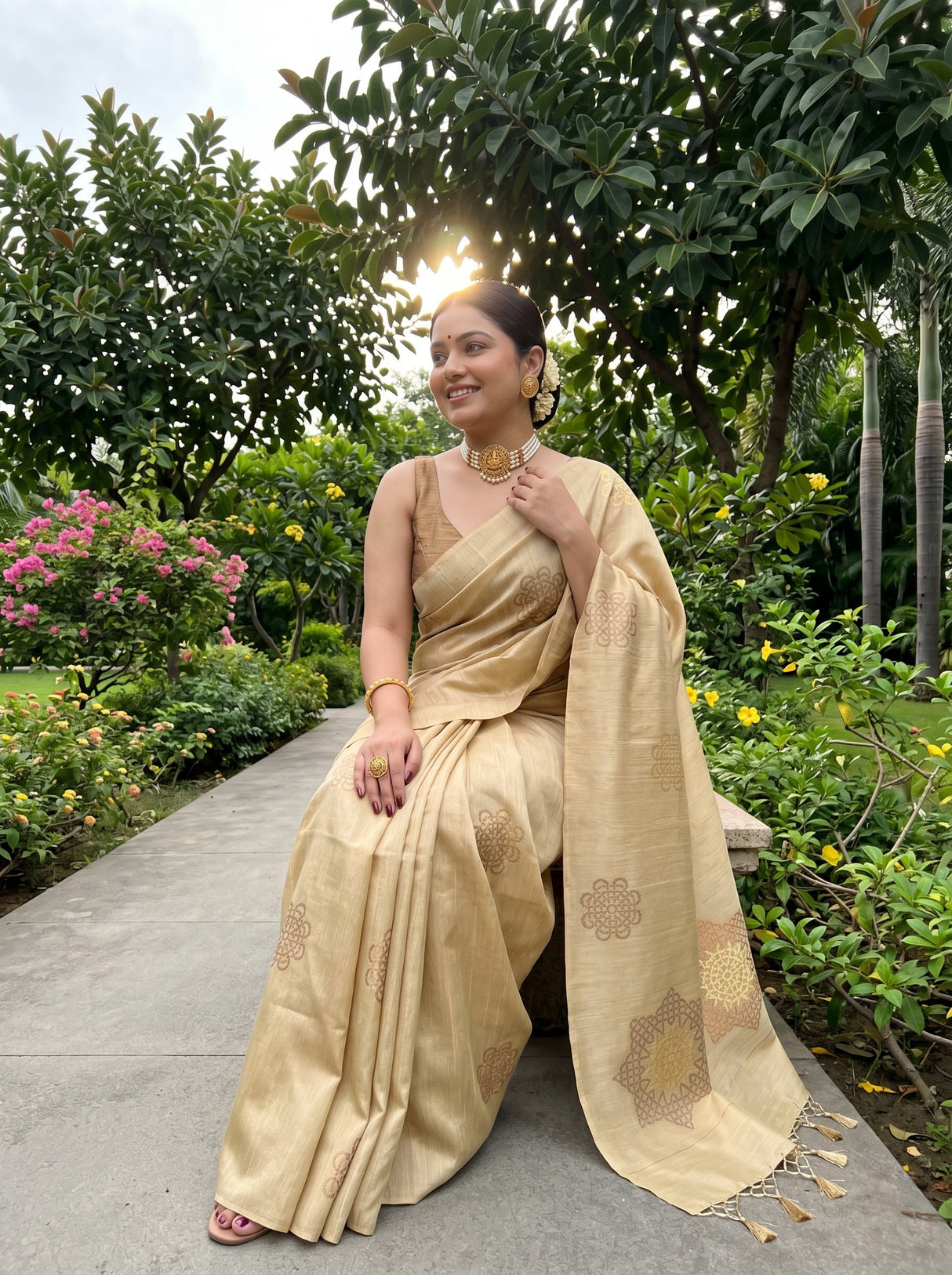 MIMOSA Saree Saree — pose 8 styling detail