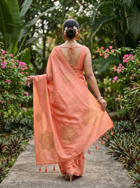 MIMOSA Saree Saree — pose 2 styling detail