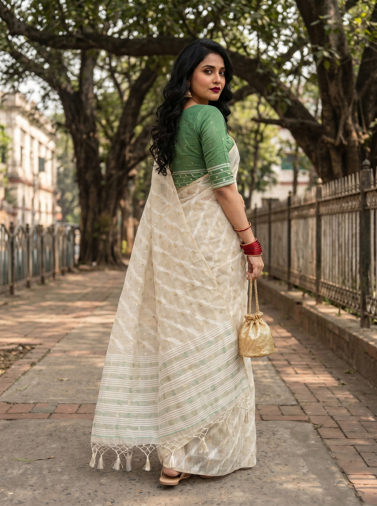 MIMOSA Saree Saree — pose 9 styling detail