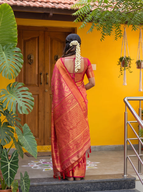 MIMOSA Rani Kanjivaram Art Silk Saree — pose 2 styling detail
