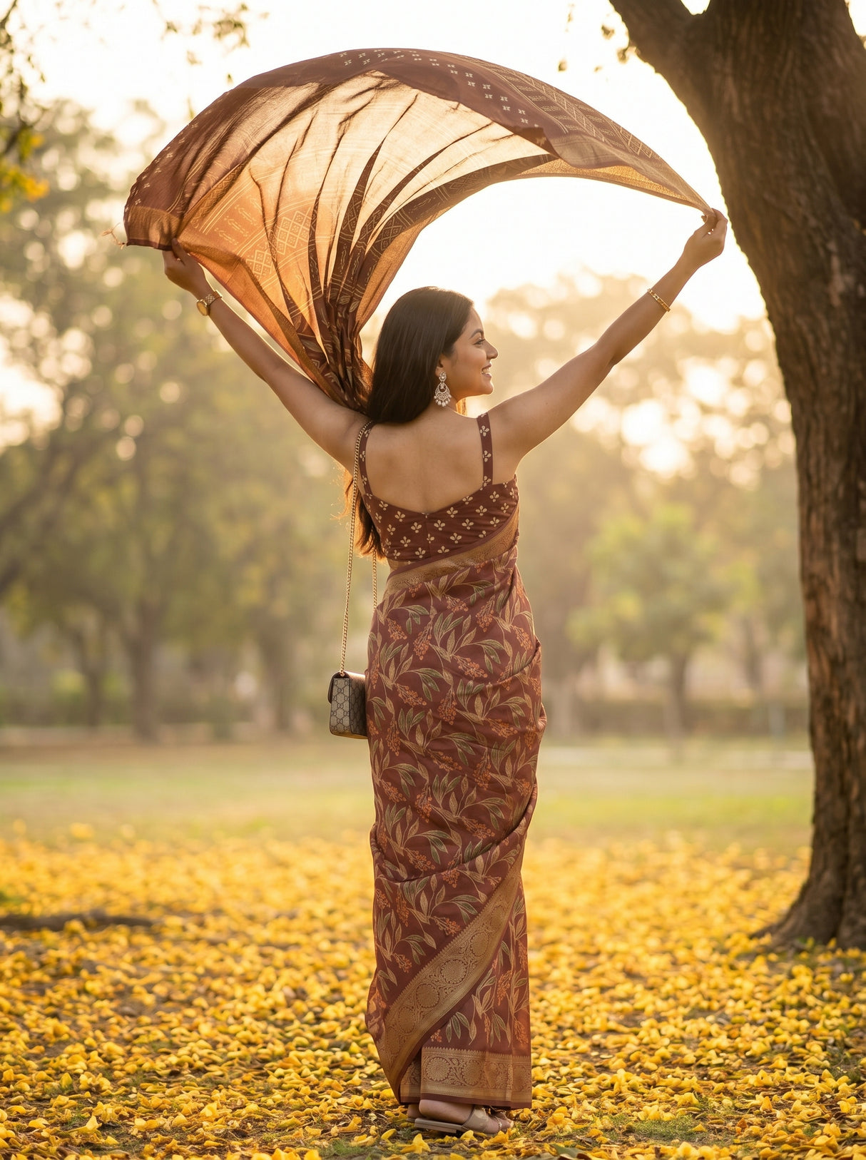 MIMOSA Saree Saree — pose 2 styling detail
