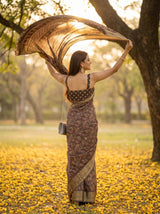 MIMOSA Saree Saree — pose 2 styling detail