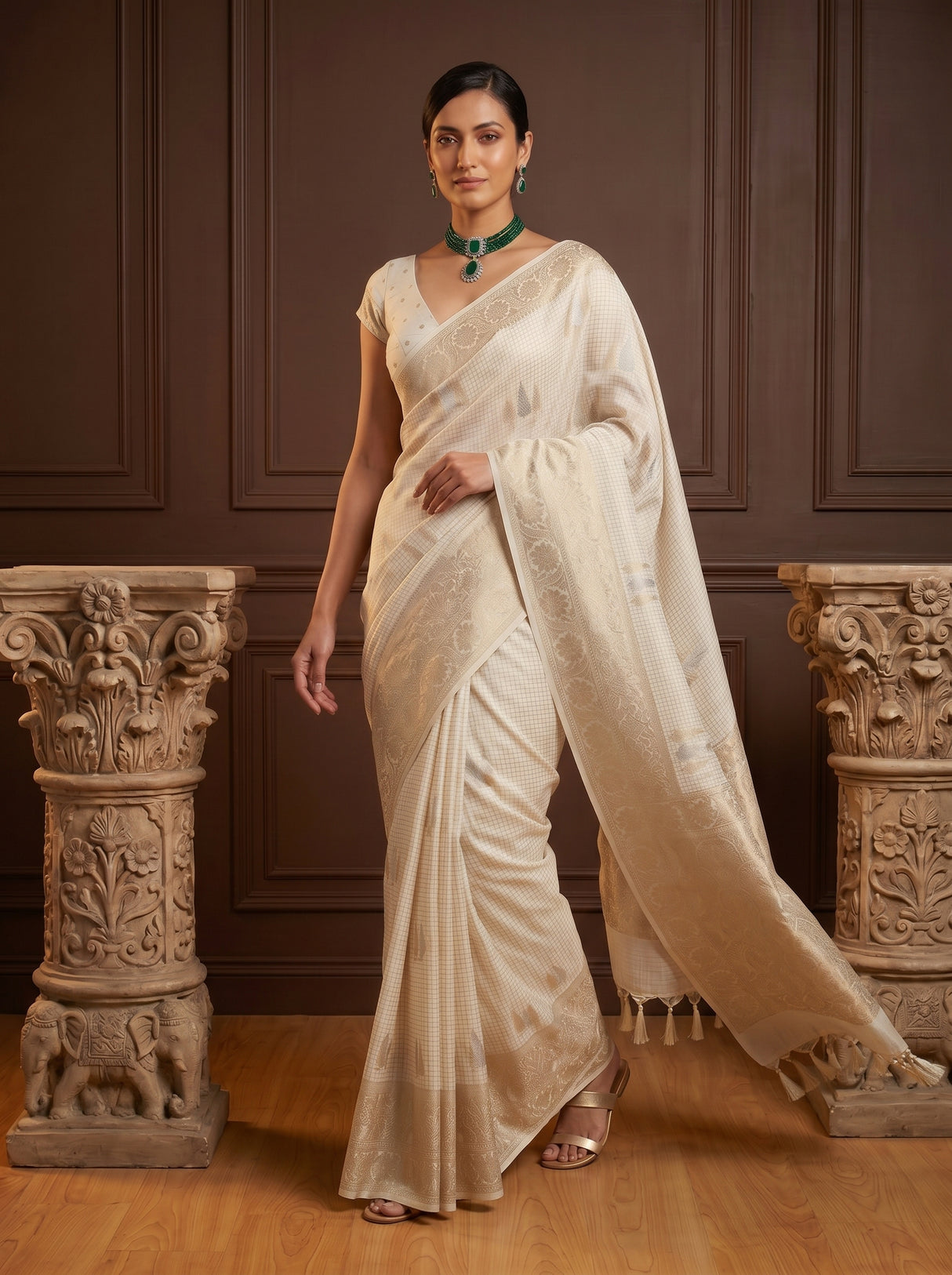 MIMOSA Saree Saree — pose 6 styling detail