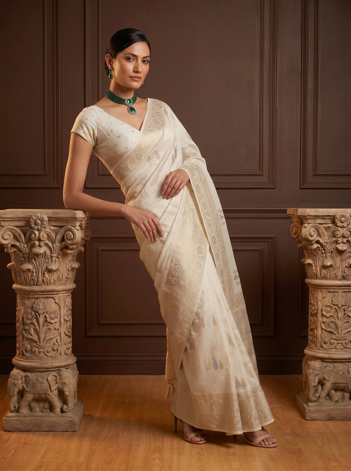 MIMOSA Saree Saree — pose 8 styling detail