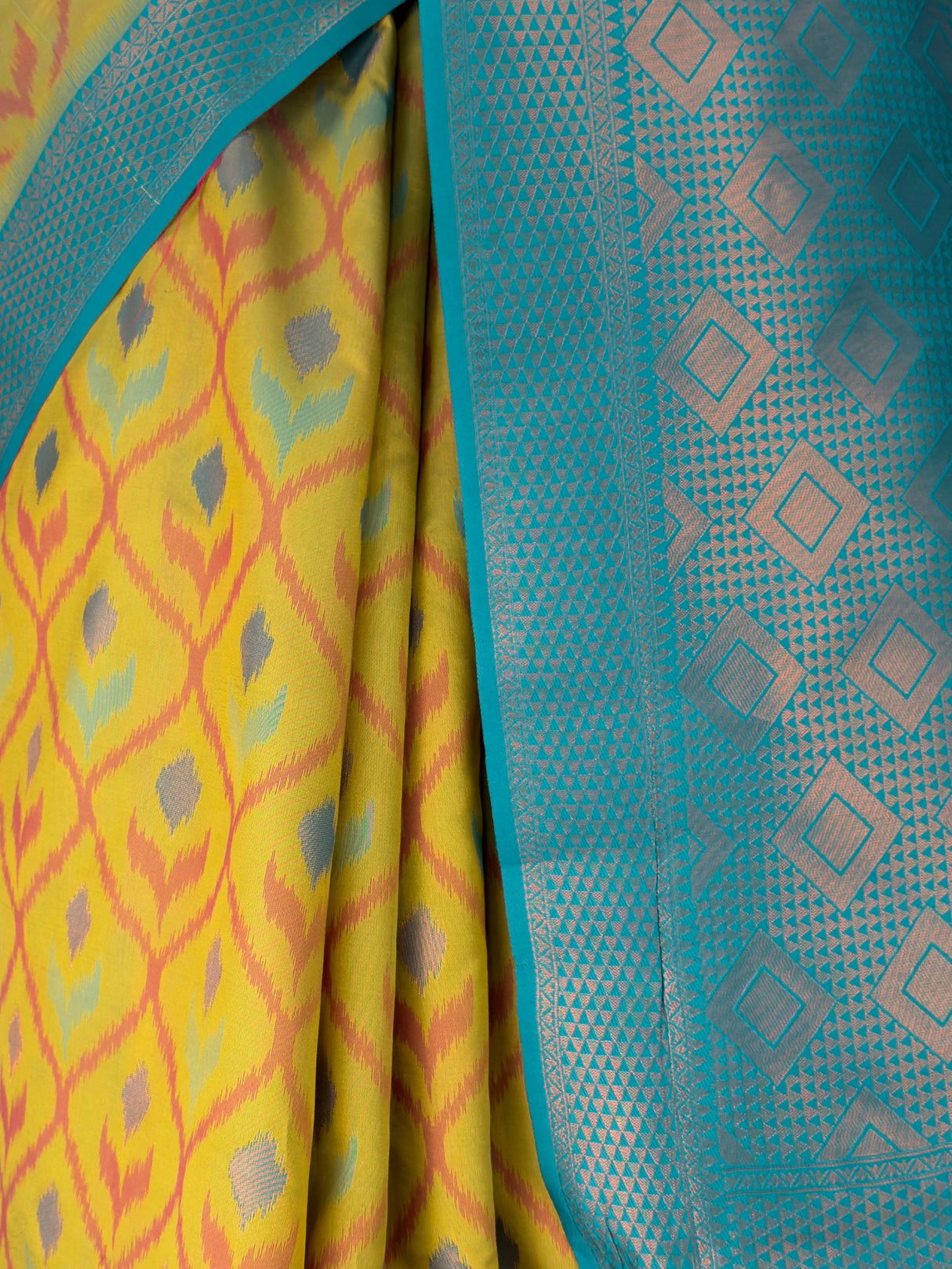 MIMOSA Olive Pochampally Art Silk Saree — Pallu detail