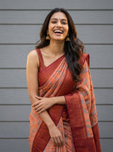 MIMOSA Peach Pochampally Art Silk Saree — Saree pleats and border detail