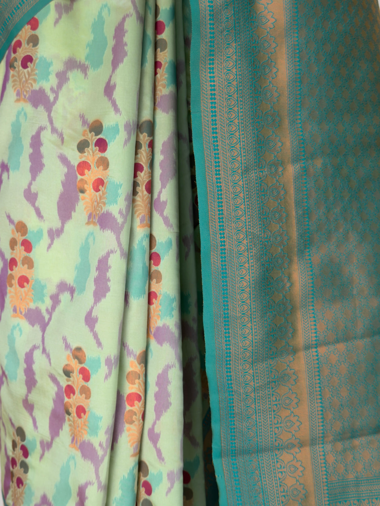 MIMOSA Pista Pochampally Art Silk Saree — Saree hem and white heels