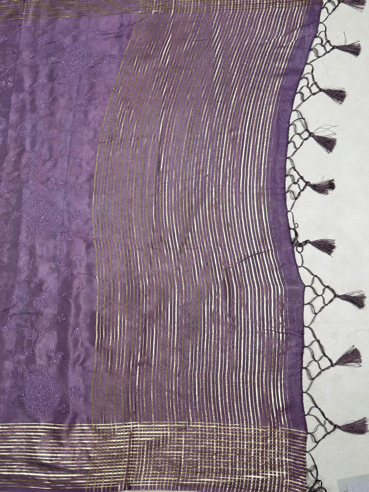MIMOSA Violet Saree Saree — pallu and zari work detail