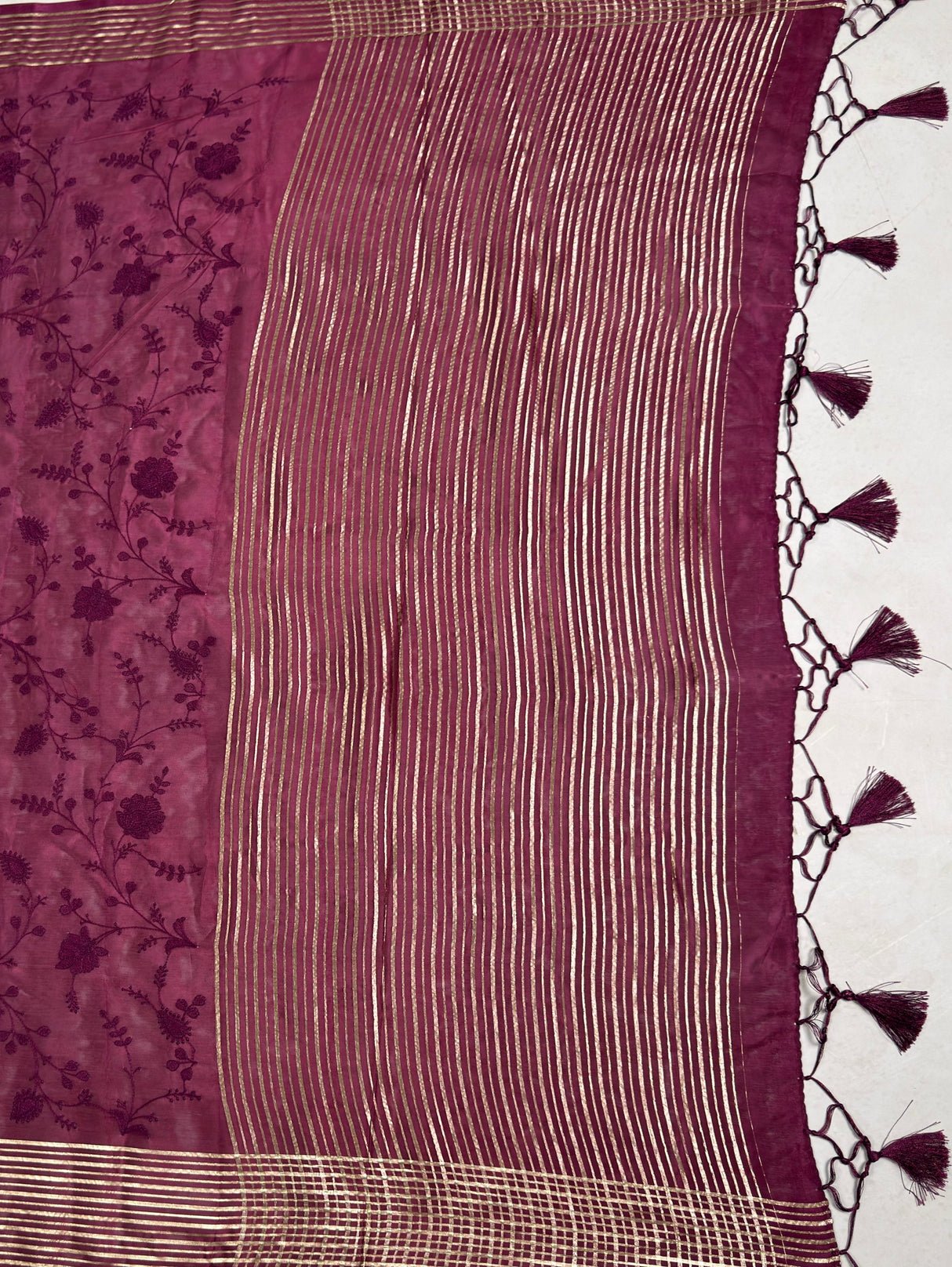 MIMOSA Wine Saree Saree — pallu and zari work detail