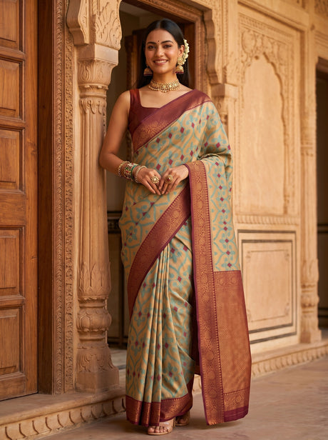 Chiku  Saree