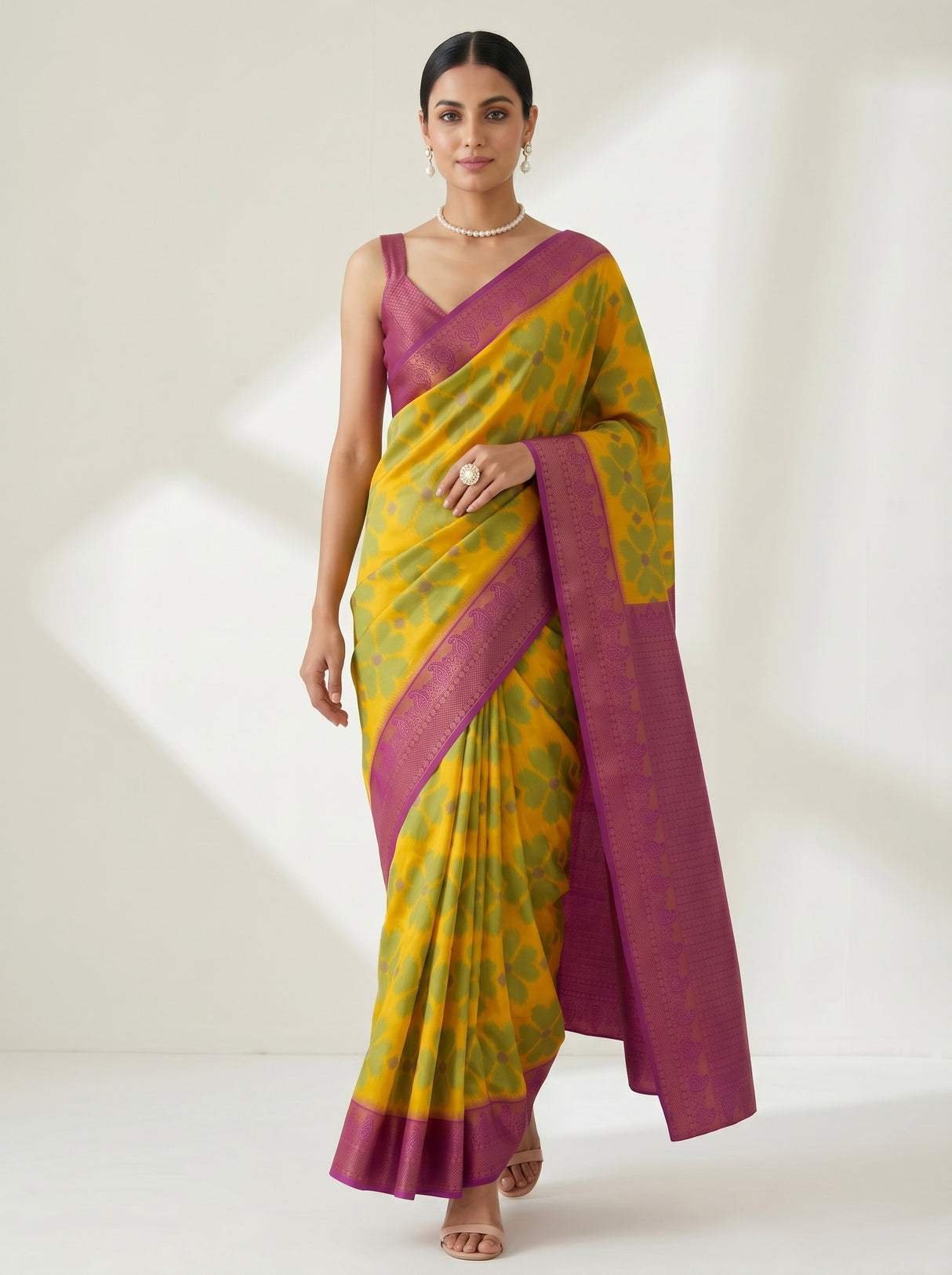 MIMOSA Gold Saree Saree — pose 6 styling detail