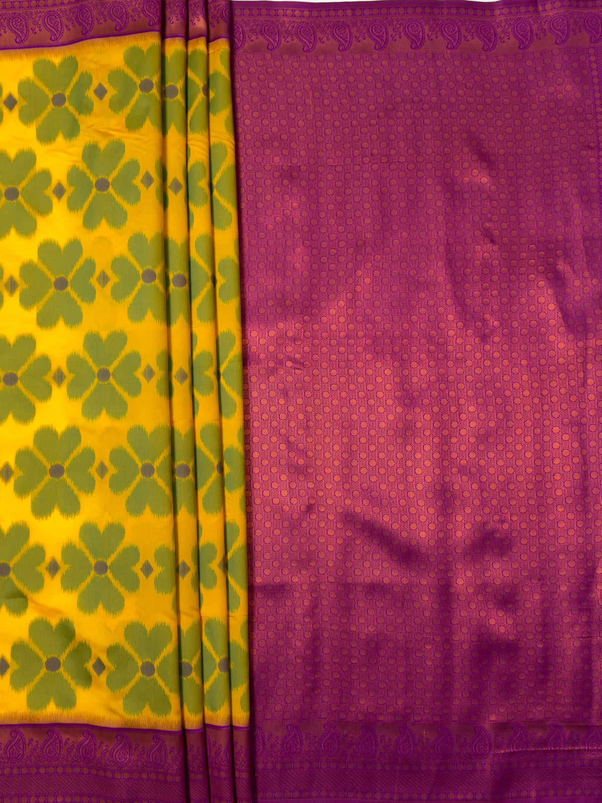 MIMOSA Gold Saree Saree — pallu and zari work detail