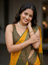 MIMOSA Gold Saree Saree — pose 10 styling detail