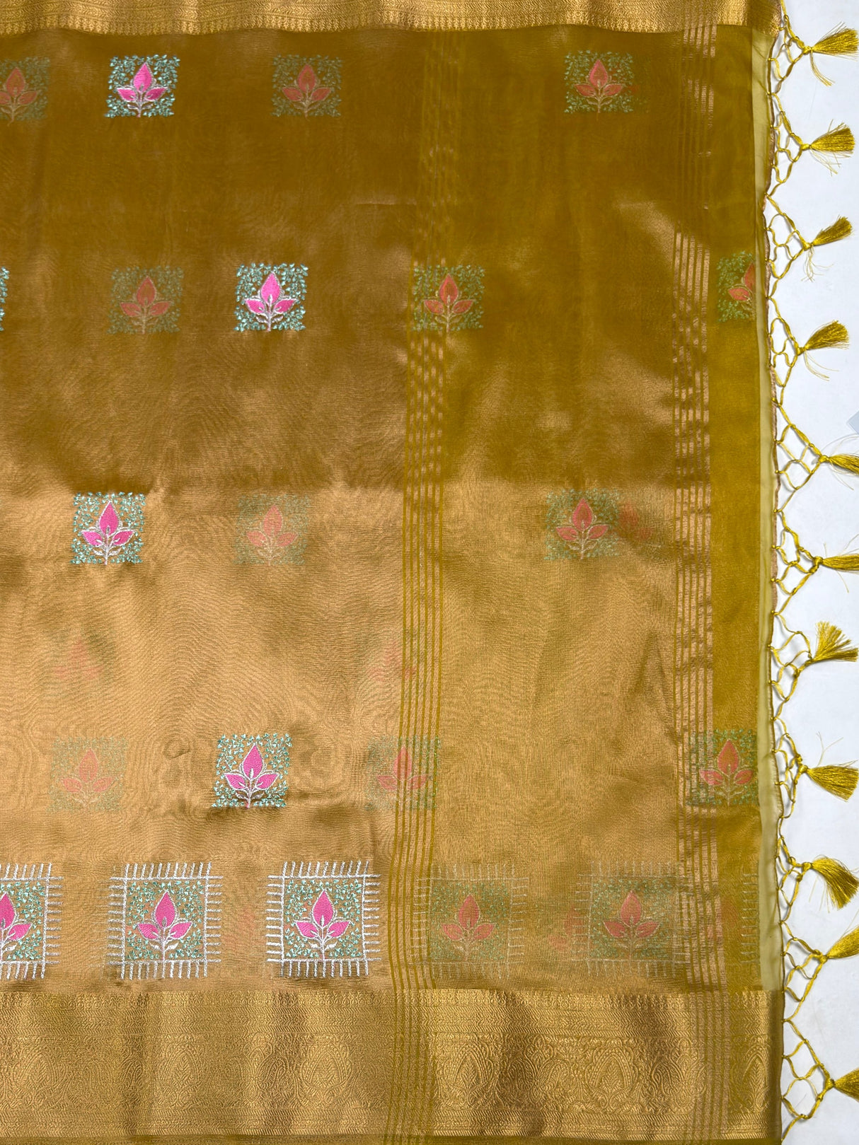 MIMOSA Mustard Saree Saree — pallu and zari work detail