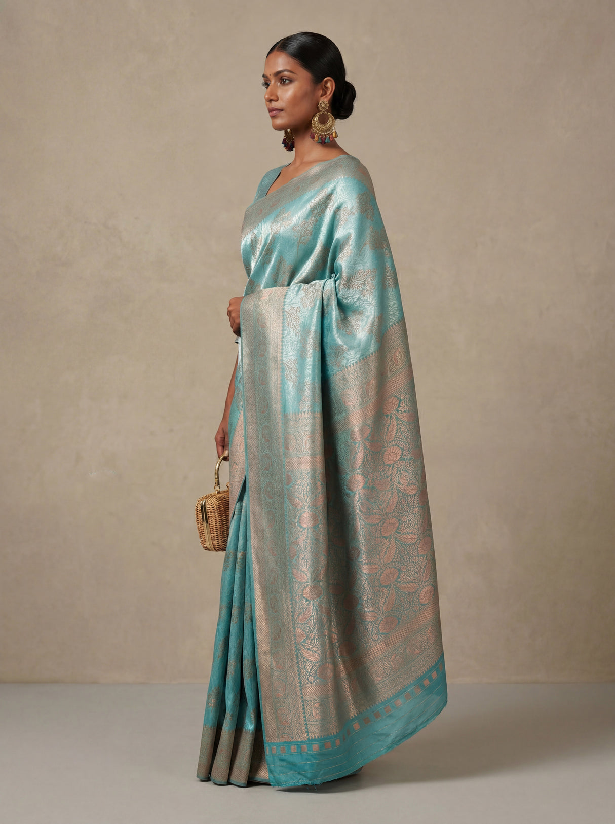 MIMOSA Ananda Kanjivaram Art Silk Saree — pallu and body design