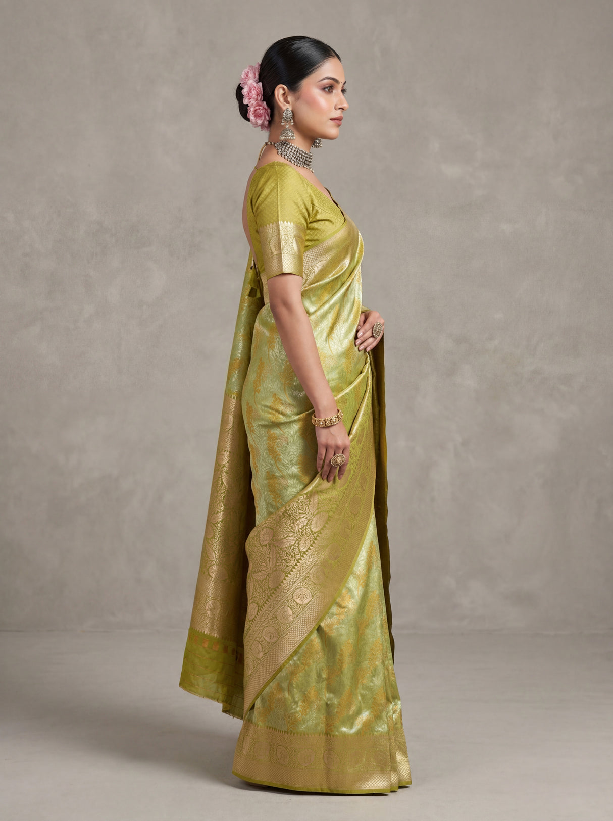 MIMOSA Olive Kanjivaram Art Silk Saree — pallu and body design