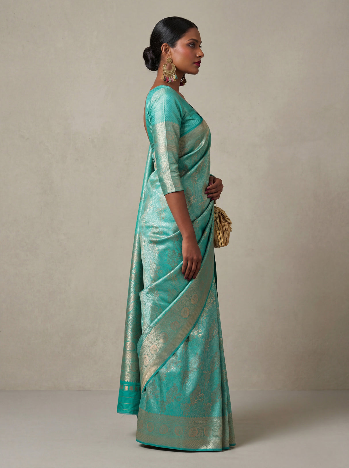 MIMOSA Rama Kanjivaram Art Silk Saree — pallu and body design