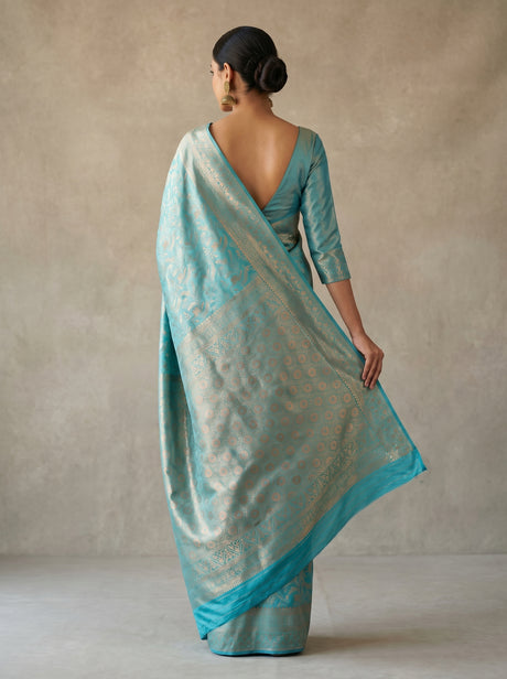 MIMOSA Saree Saree — pose 2 styling detail