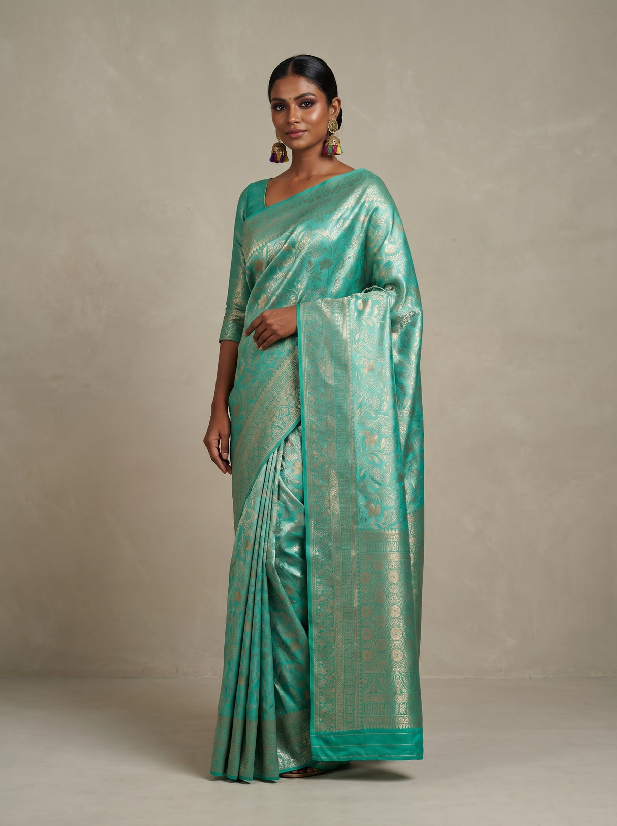 MIMOSA Saree Saree — pose 4 styling detail
