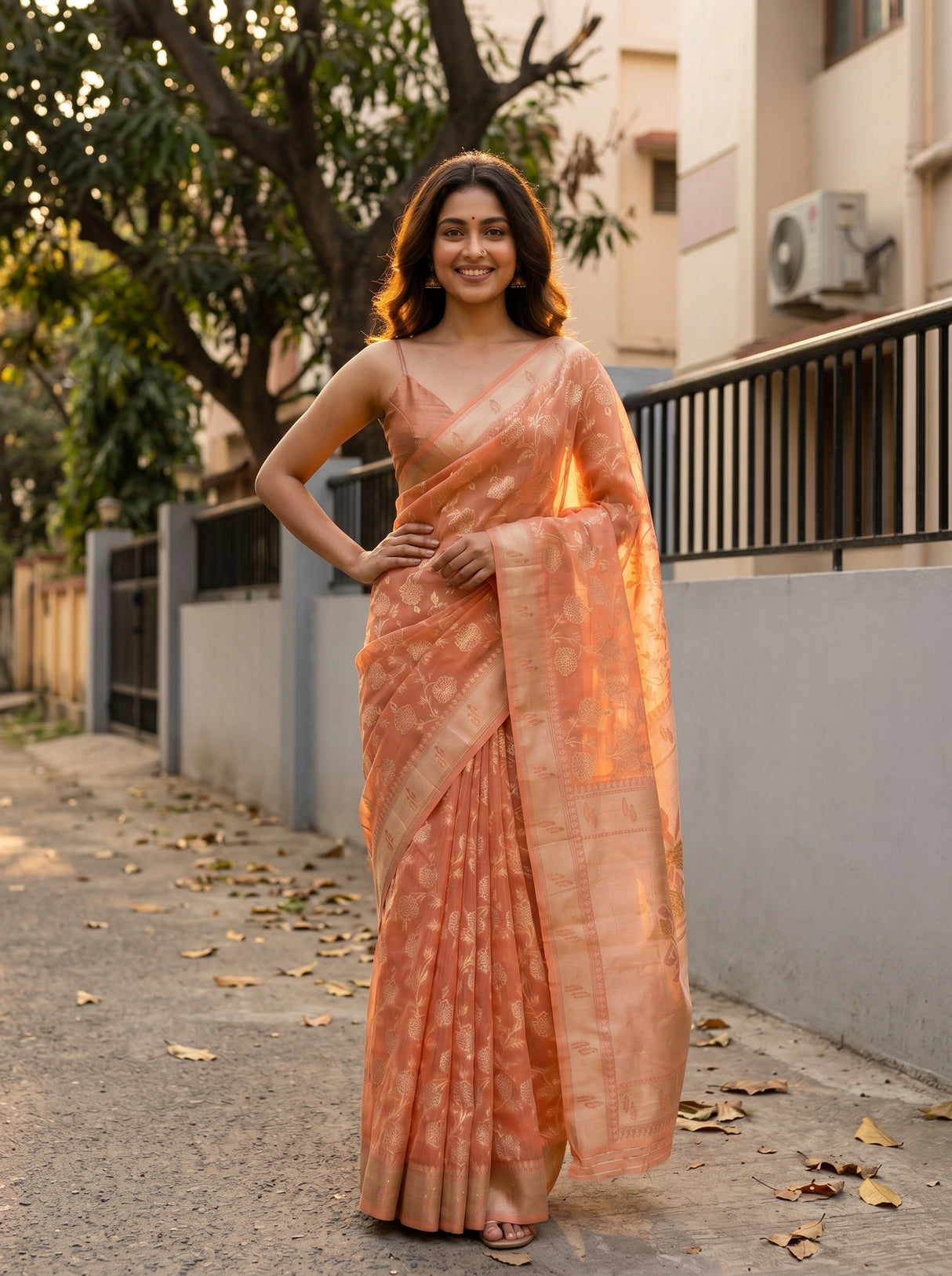 MIMOSA Saree Saree — pose 4 styling detail