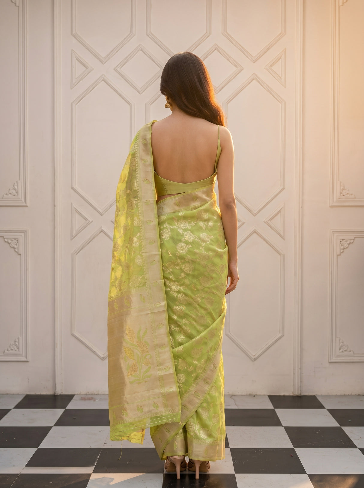 MIMOSA Saree Saree — pose 2 styling detail