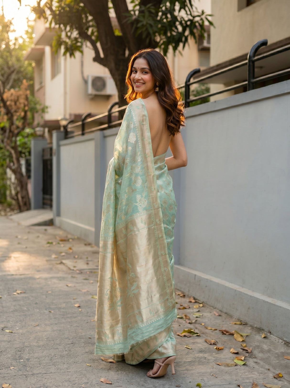 MIMOSA Saree Saree — pose 7 styling detail