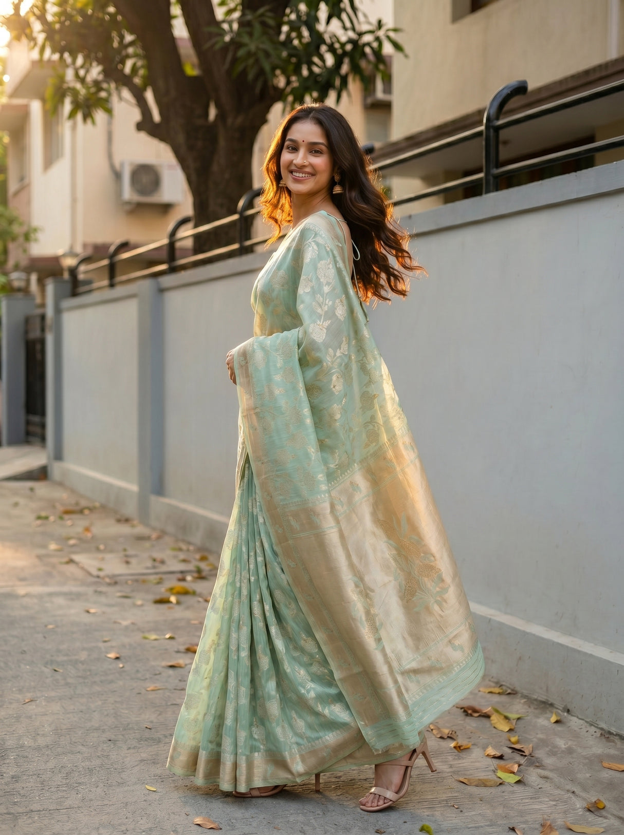 MIMOSA Saree Saree — pose 9 styling detail
