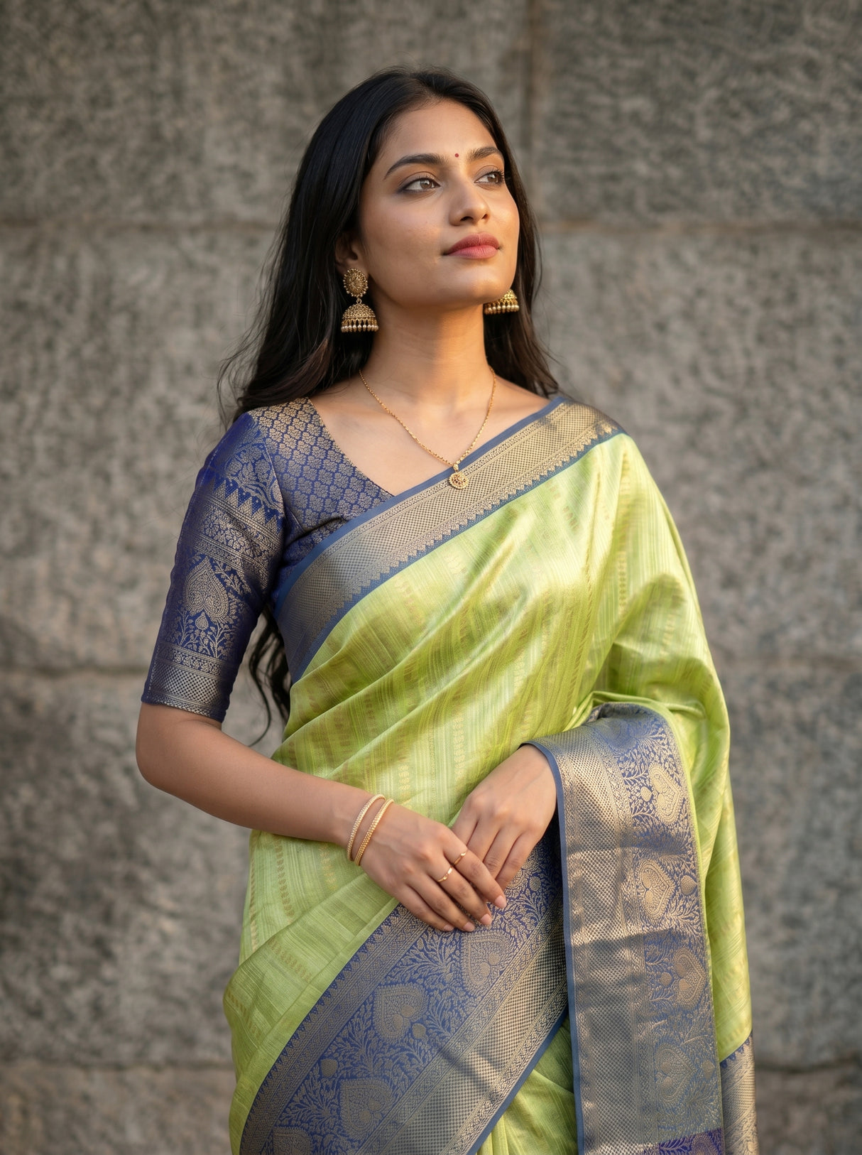 MIMOSA Saree Saree — pose 10 styling detail