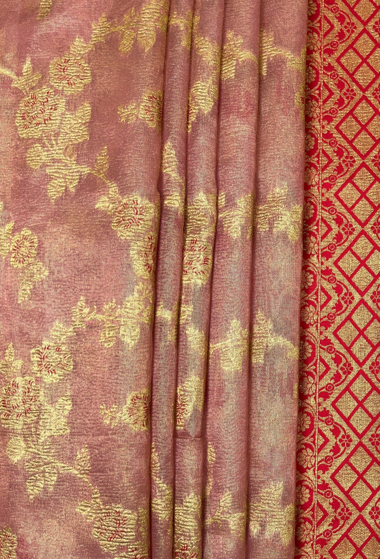 MIMOSA Rani Banarasi Art Silk Saree - detailed view of pallu and border design
