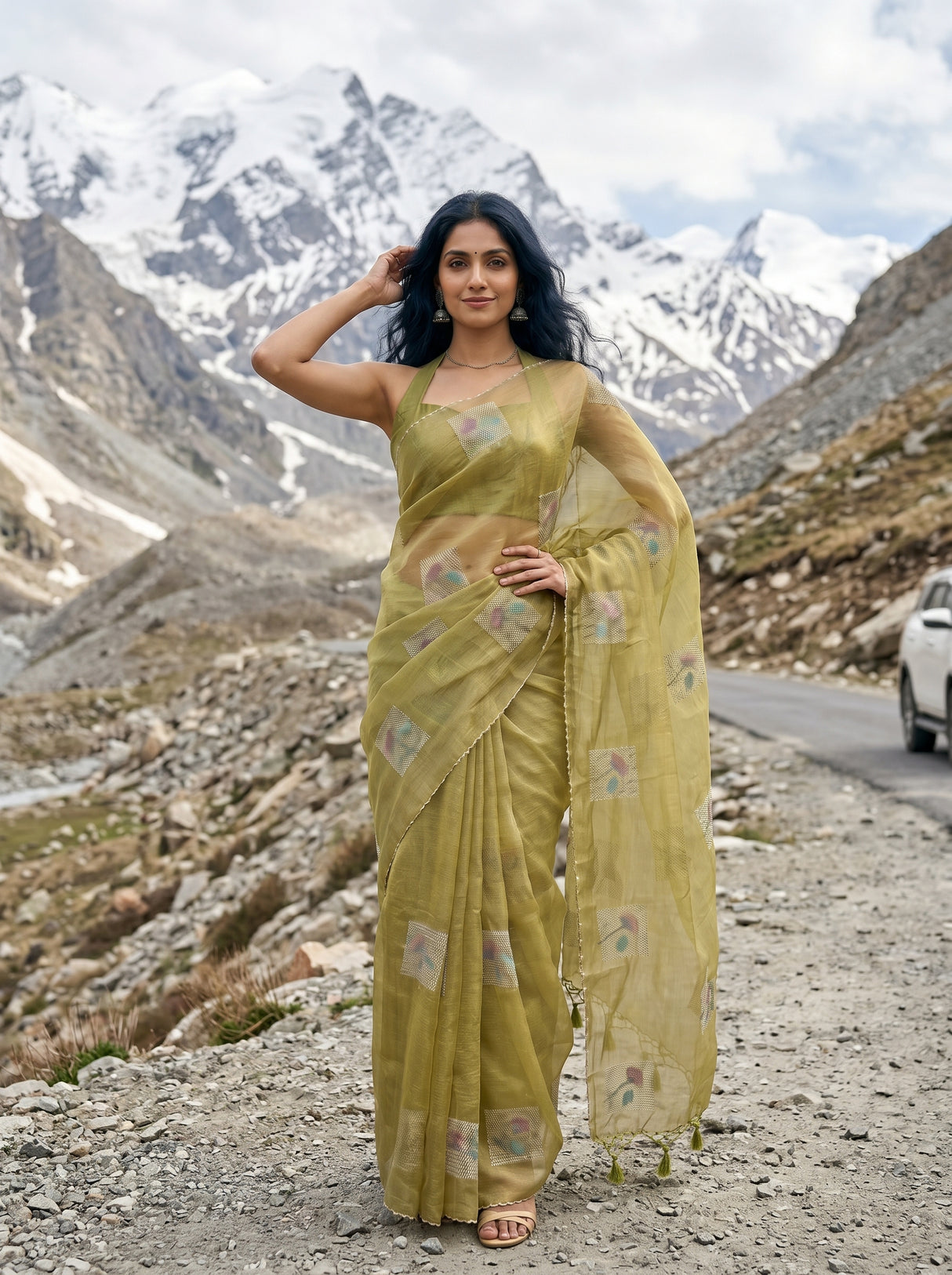 MIMOSA Saree Saree — pose 4 styling detail