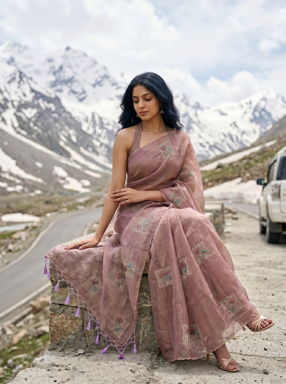 MIMOSA Saree Saree — pose 8 styling detail