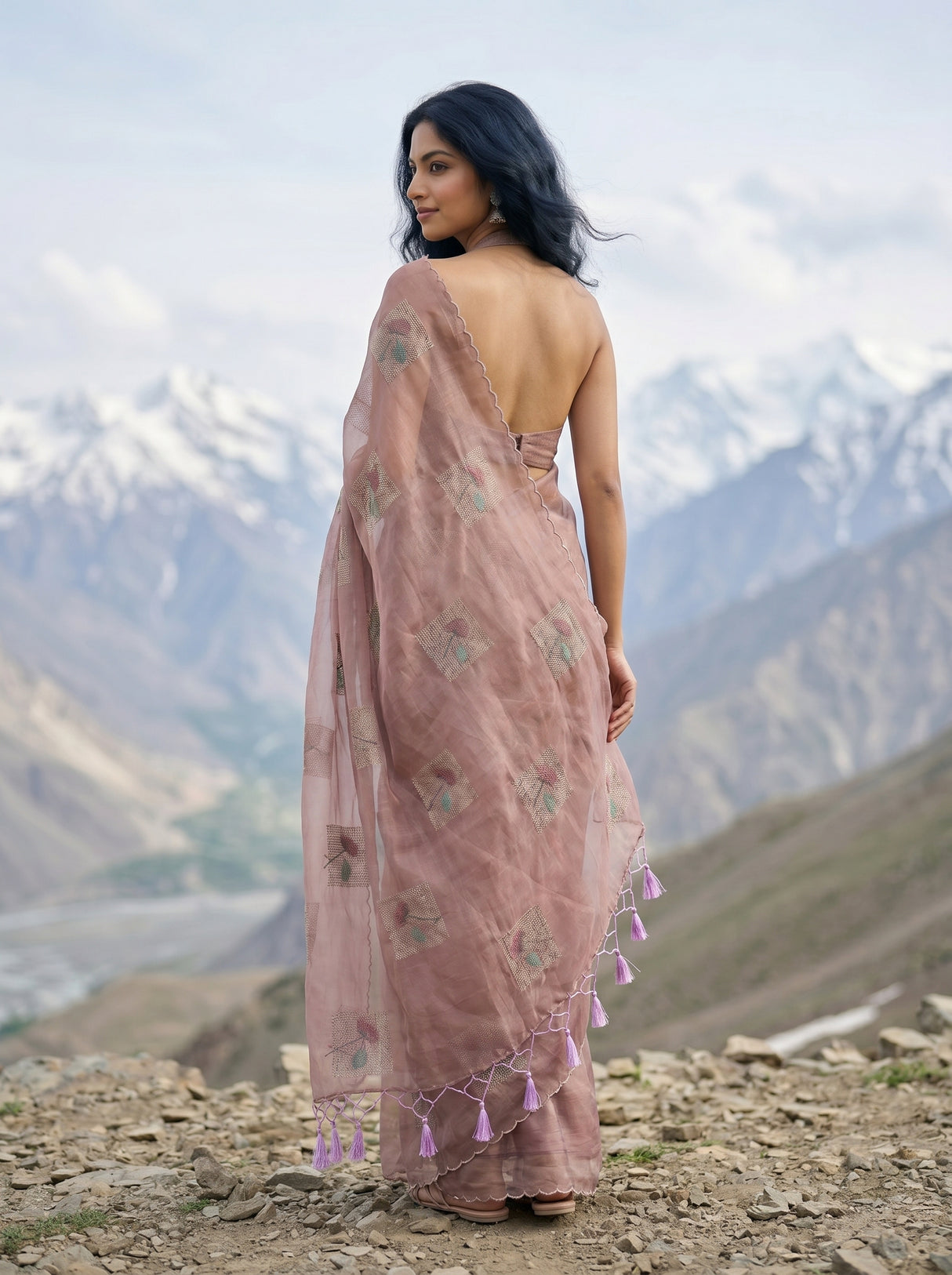 MIMOSA Saree Saree — pose 9 styling detail