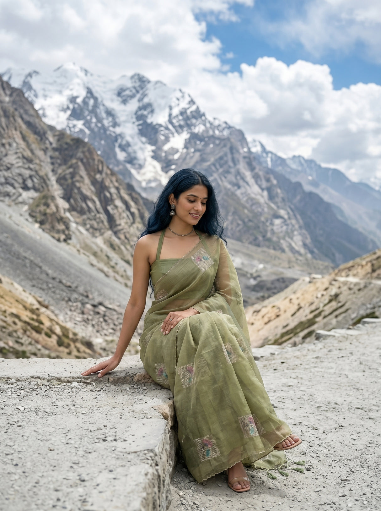 MIMOSA Saree Saree — pose 8 styling detail