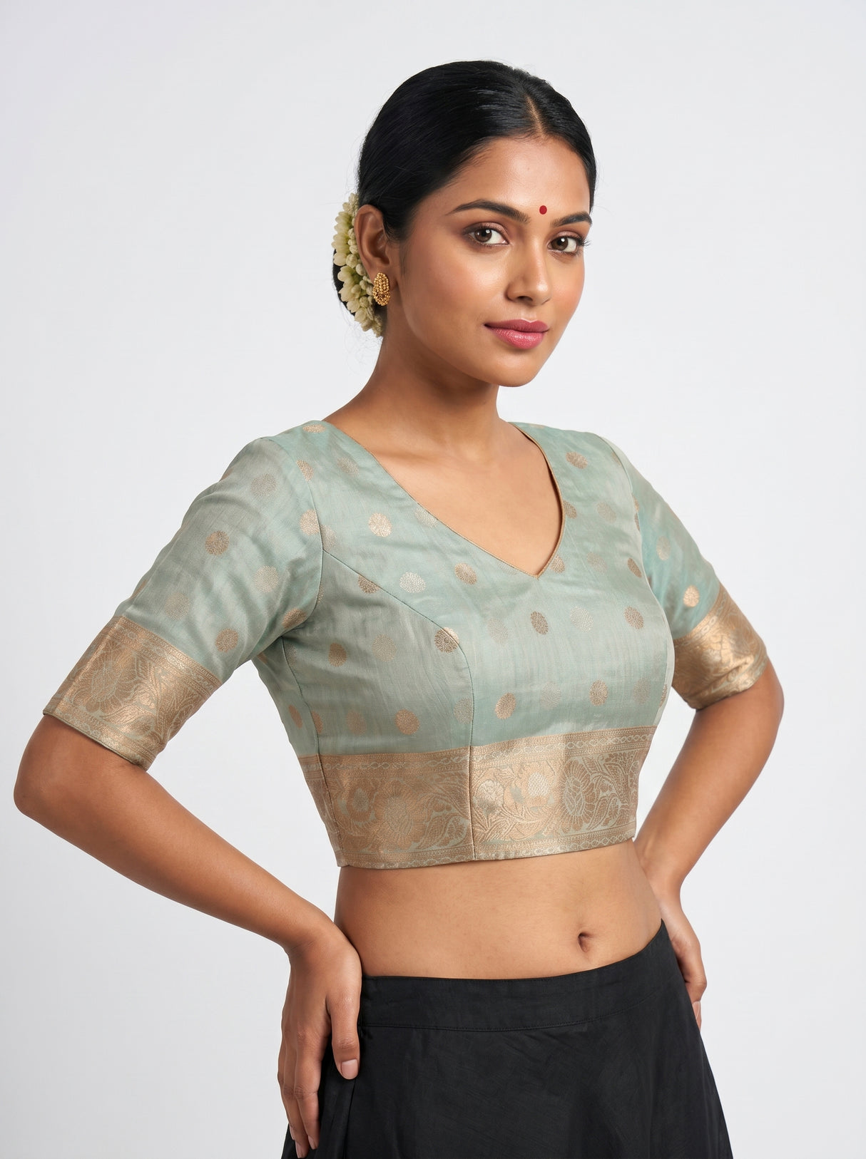 MIMOSA Saffire Banarasi Art Silk Saree — Close-up of the lower drape and pleats