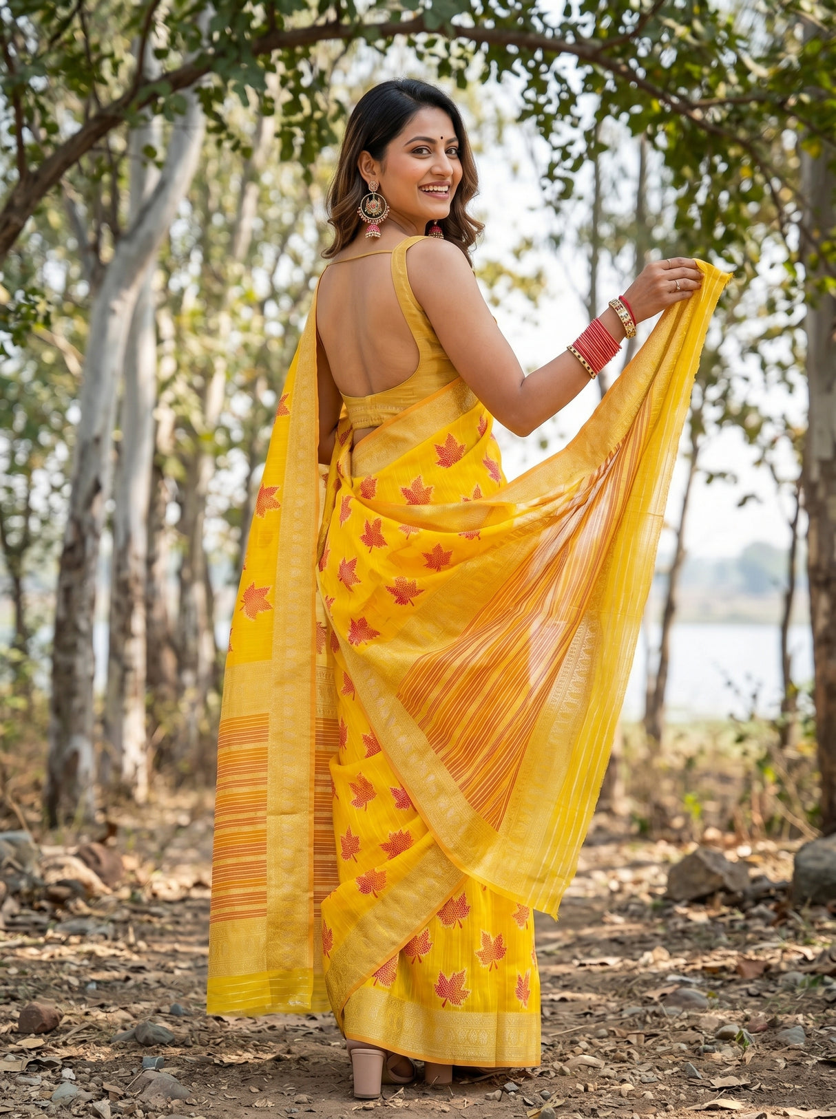 MIMOSA Saree Saree — pose 7 styling detail