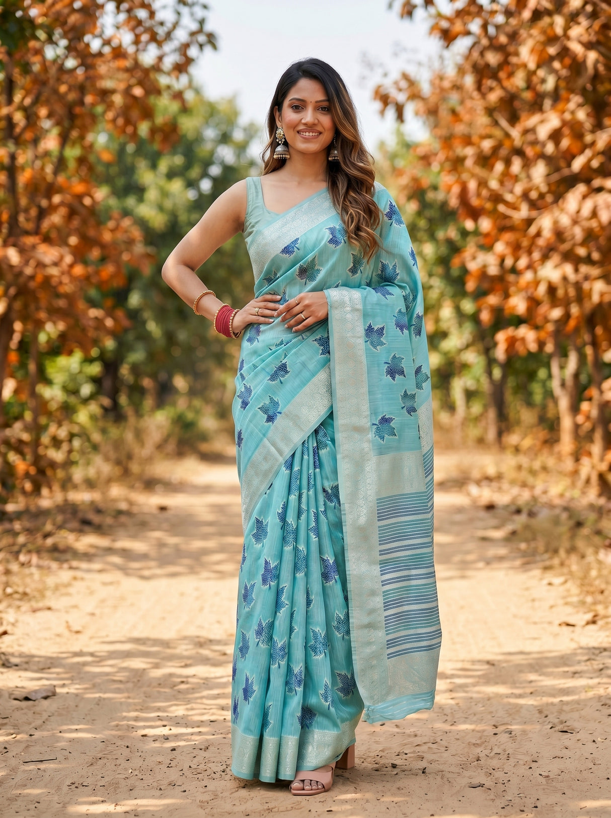 MIMOSA Saree Saree — pose 4 styling detail