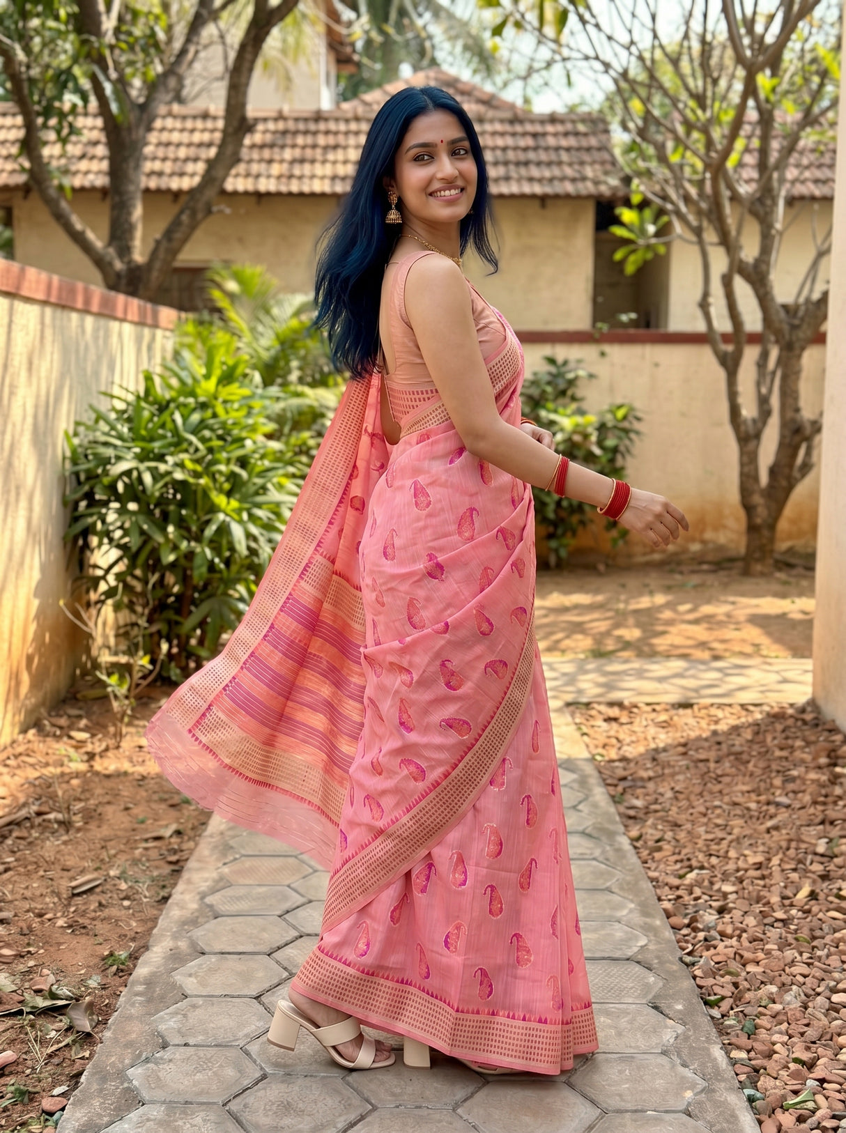 MIMOSA Pink Banarasi Linen Saree — pose 9 styling detail