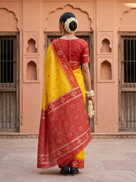 MIMOSA Gold Saree Saree — pose 2 styling detail