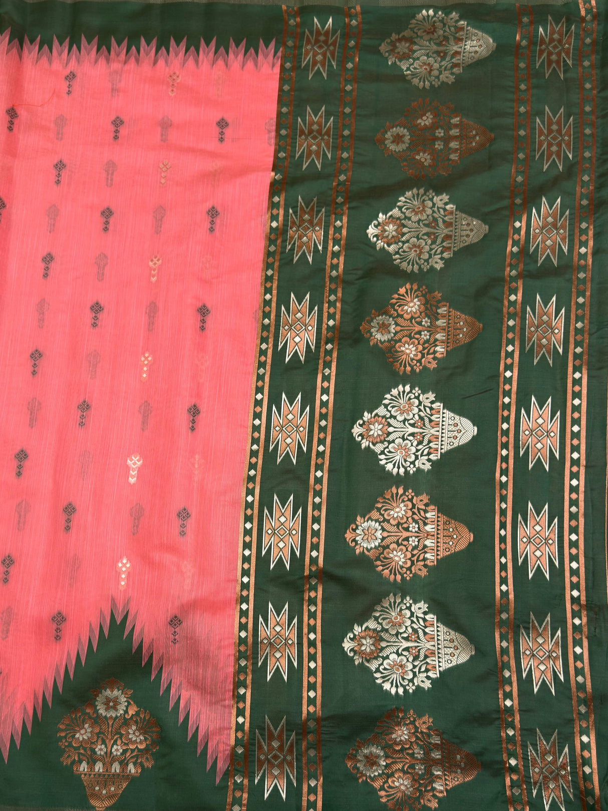 MIMOSA Saree Saree — pallu and zari work detail