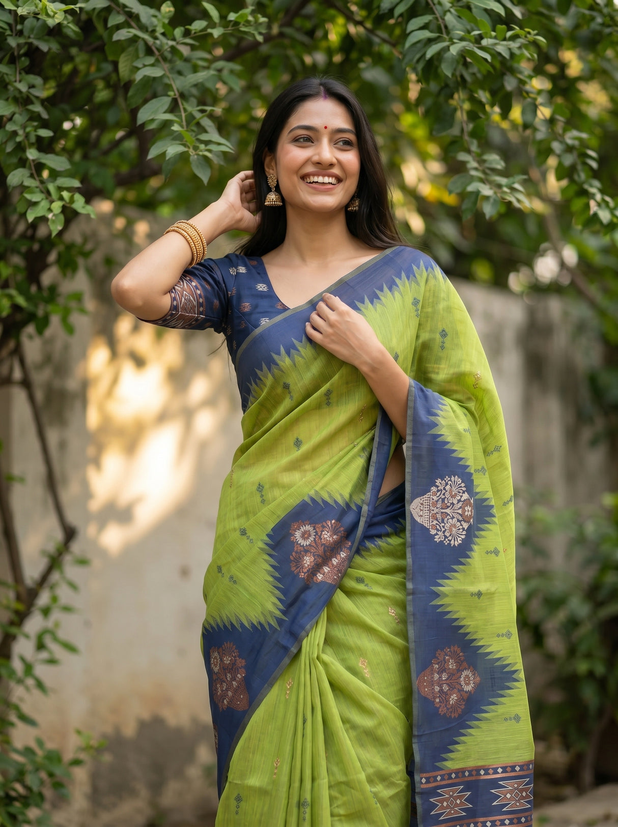 MIMOSA Saree Saree — pose 10 styling detail