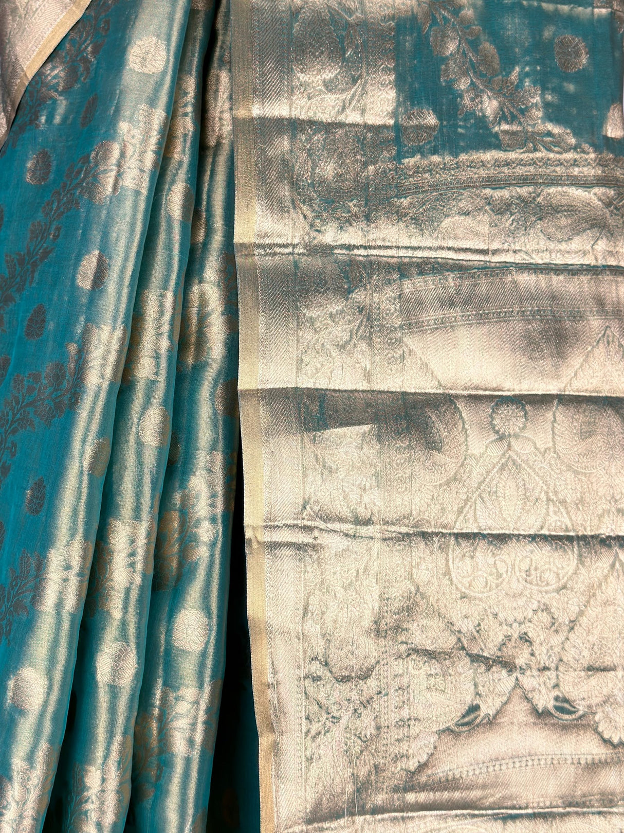 MIMOSA Saree Saree — fleets shot full lifestyle