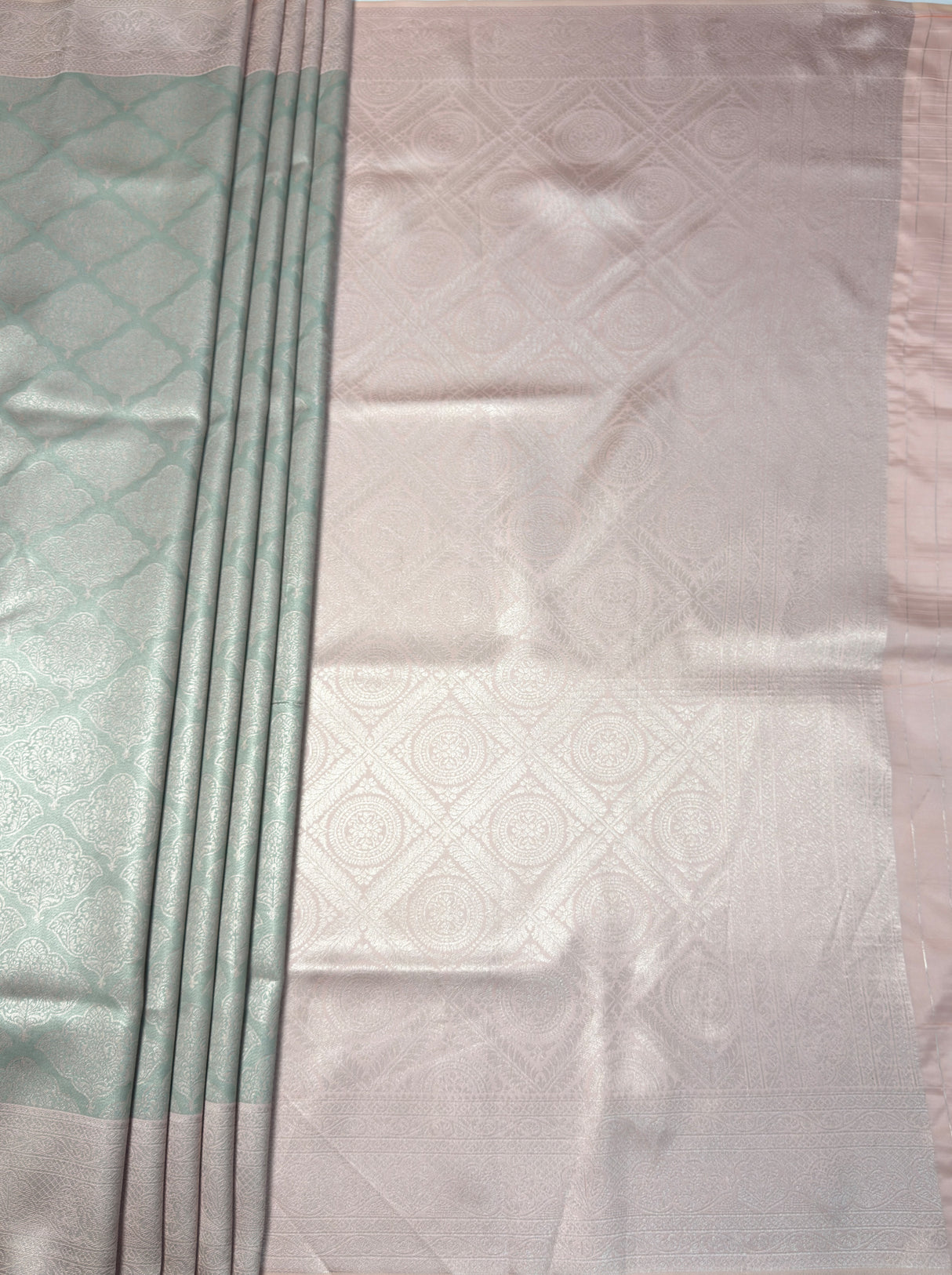 MIMOSA Grey Kanjivaram Art Silk Saree — Pallu End Detail