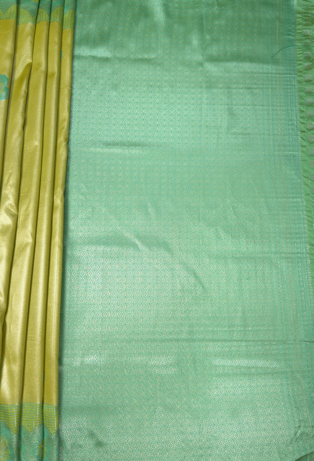 MIMOSA Saree Saree — pallu and zari work detail