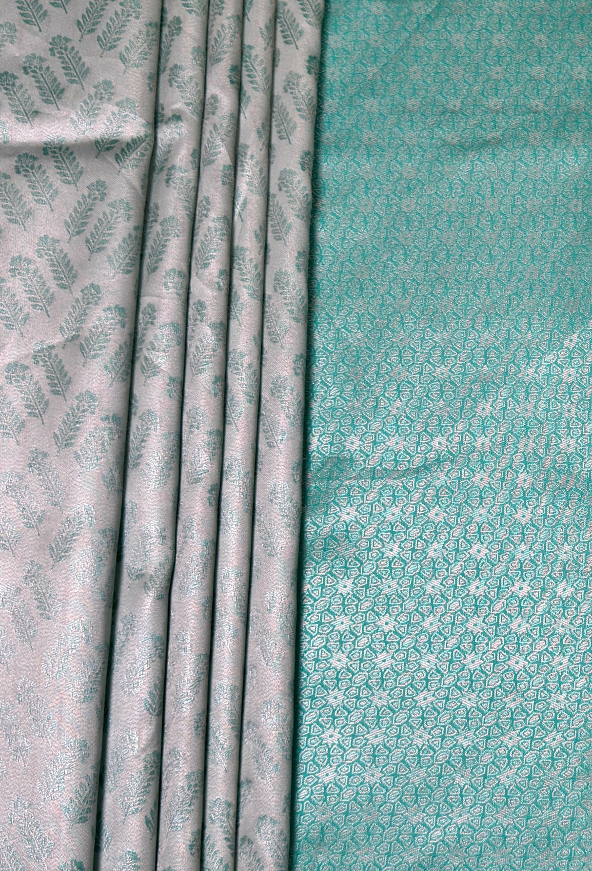 MIMOSA Rama Kanjivaram Art Silk Saree — close-up of drape and border