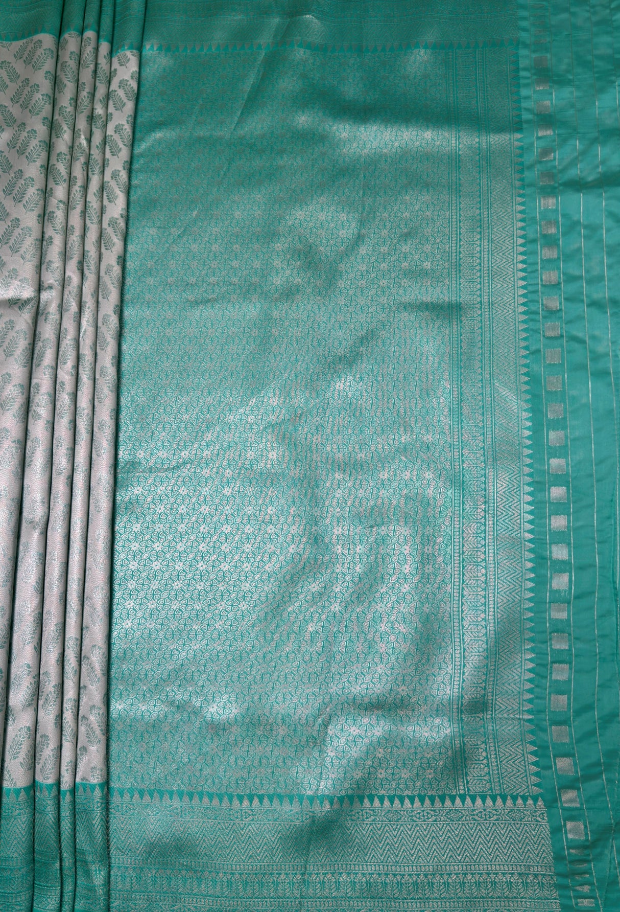 MIMOSA Rama Kanjivaram Art Silk Saree — pallu detail on model