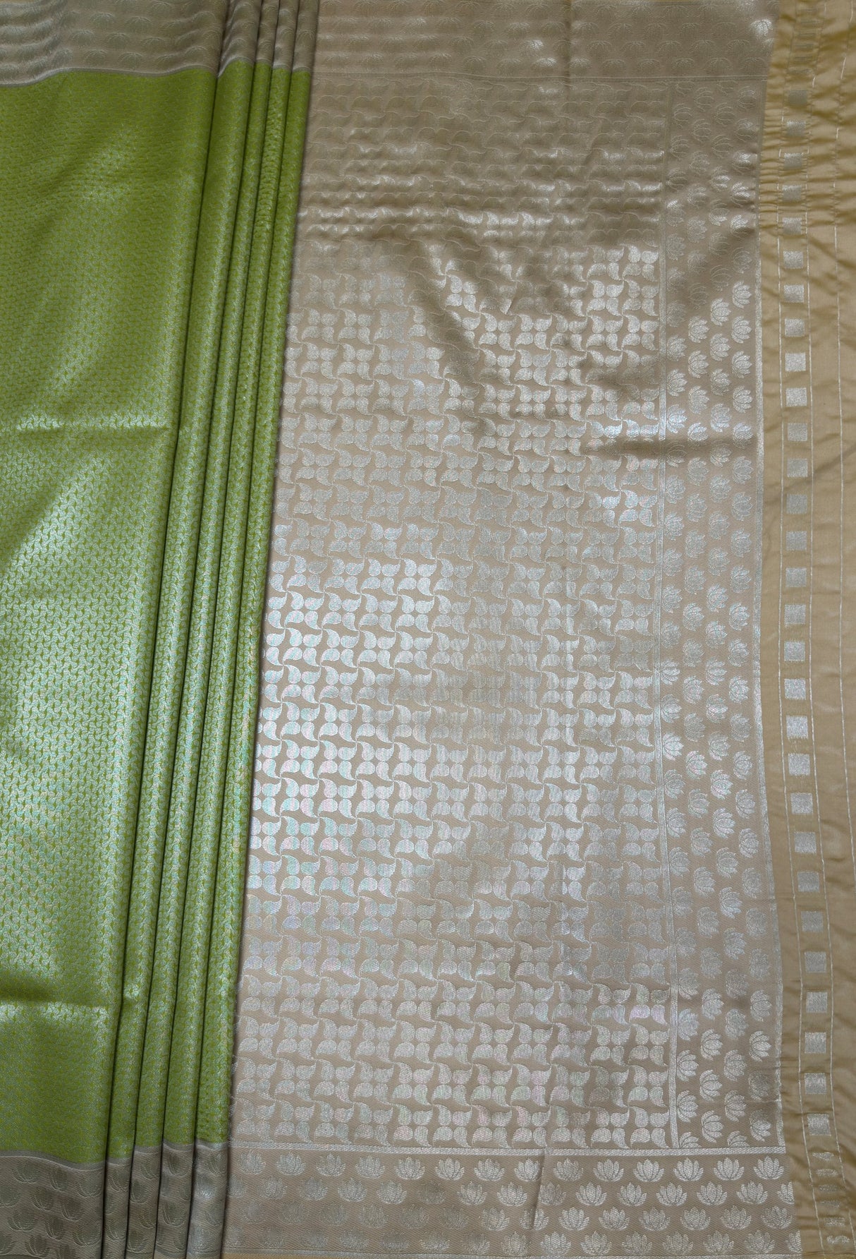 MIMOSA Olive Kanjivaram Art Silk Saree — pallu and zari work detail