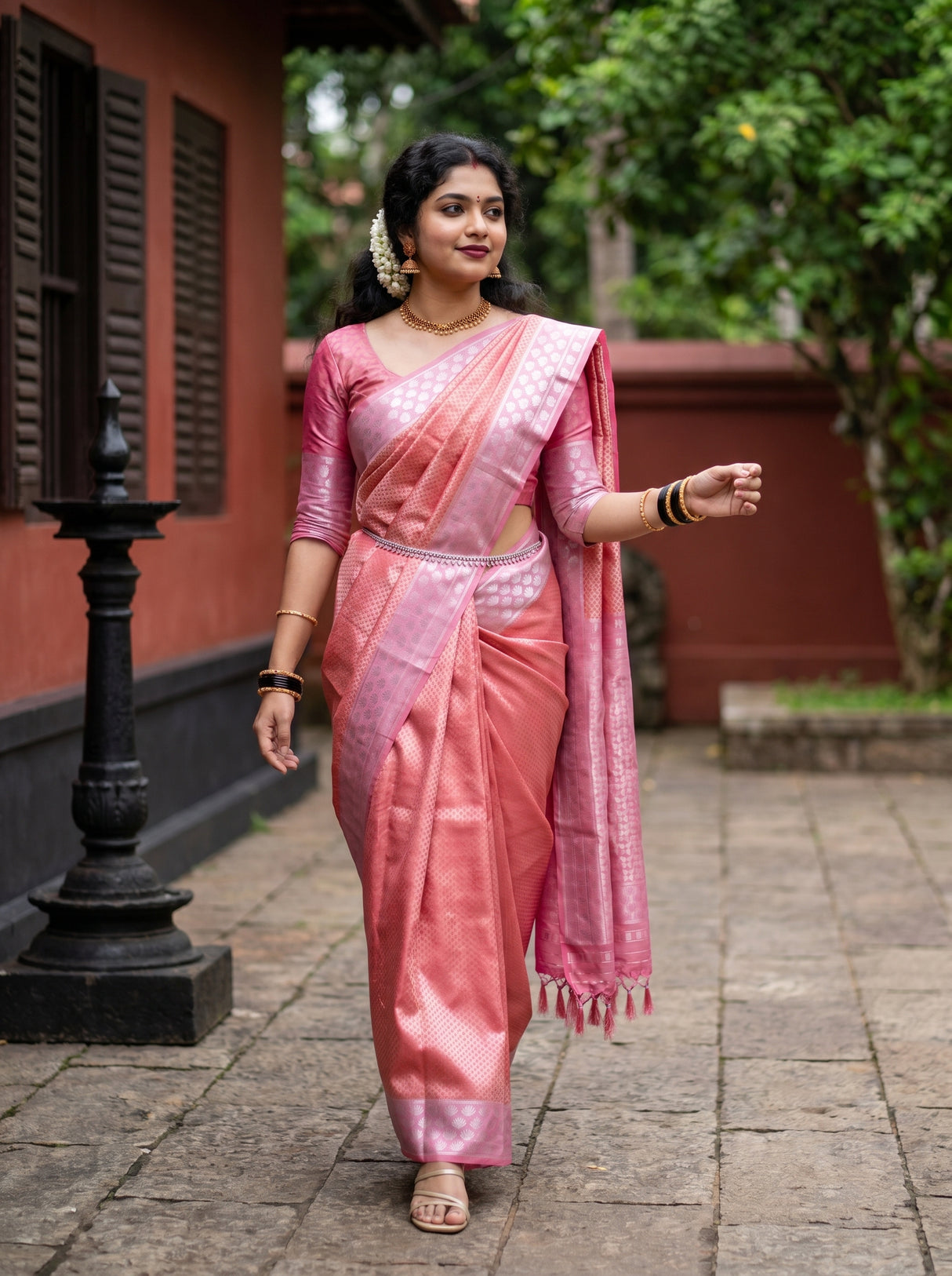 MIMOSA Strawberry Kanjivaram Art Silk Saree — view of the pallu and body