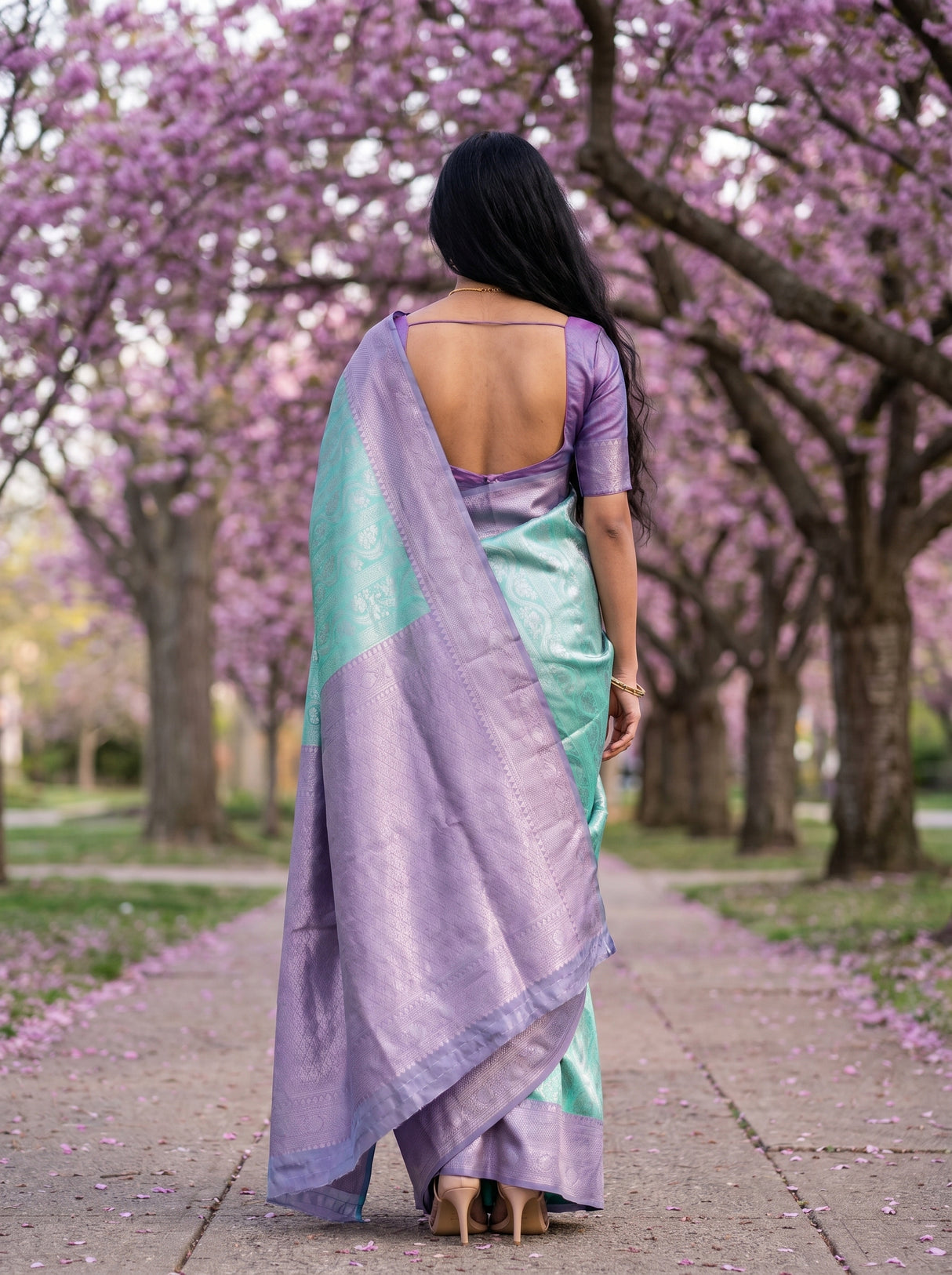MIMOSA Rama Kanjivaram Art Silk Saree with Grey border — close up